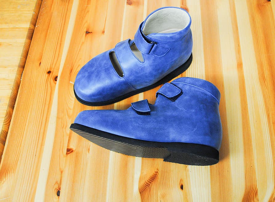 Handgefertigte orthopädische Schuhe